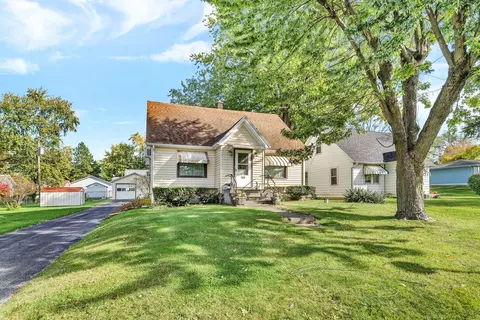 824 Harlow Ave, Joliet, IL 60433