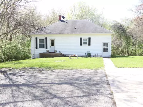 535 Golf Rd, Streator, IL 61364