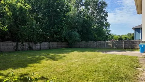 Exterior - 25601 S Linden Ave, Monee, IL 60449 photo 2 of 3