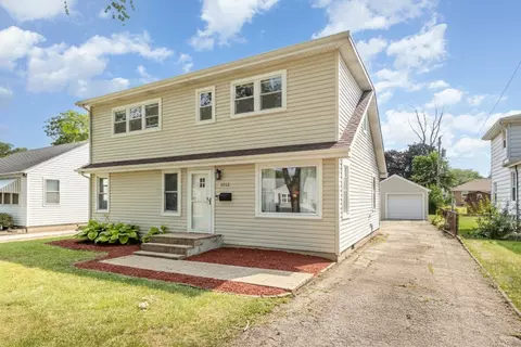 1312 Waverly Pl, Joliet, IL 60435