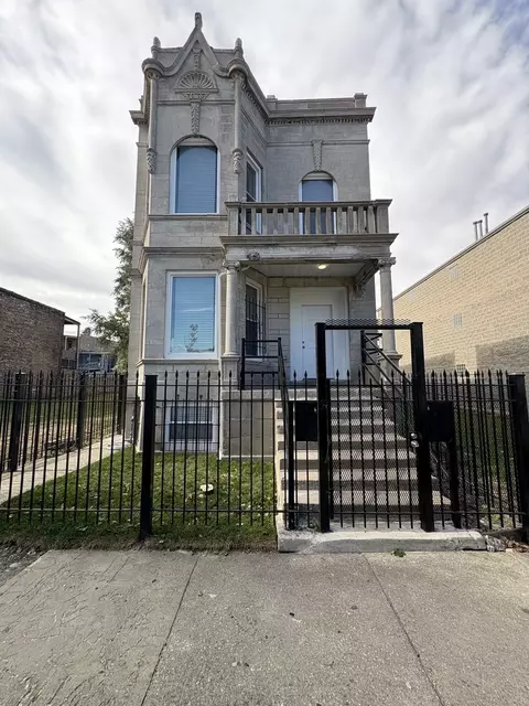 1220 S Avers Ave, Chicago, IL 60623