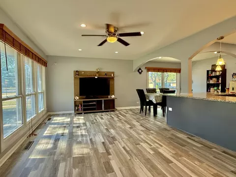 Living - 2181 Plainfield Dr, Des Plaines, IL 60018 photo 1 of 2