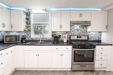 Kitchen - Undisclosed, Alsip, IL 60803 photo 3 of 3