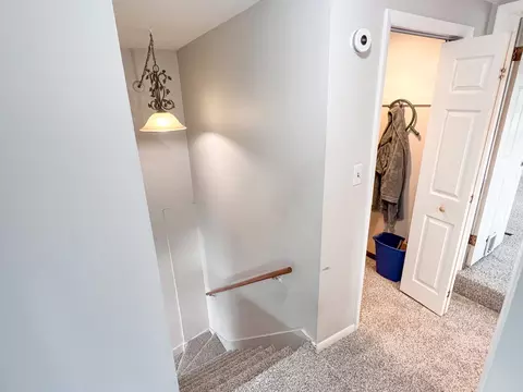 Entry Way - Undisclosed, Alsip, IL 60803 photo 6 of 8