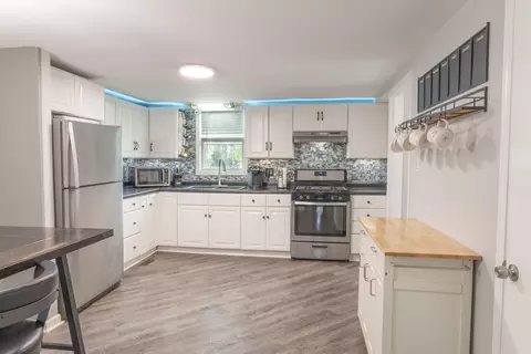 Kitchen - Undisclosed, Alsip, IL 60803 photo 1 of 3