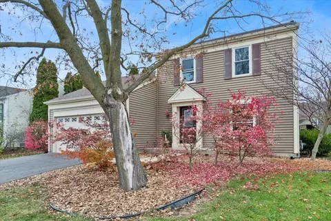 3131 Portland Ct, Aurora, IL 60504