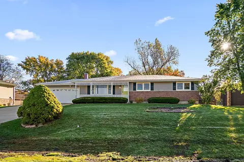12344 W Warren Dr, Mokena, IL 60448