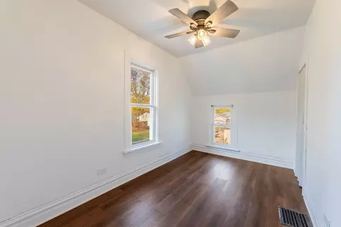 Bedroom - 702 E Side Dr, Geneva, IL 60134 photo 1 of 3