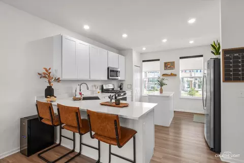 Kitchen - 506 Creek Dr, Oswego, IL 60543 photo 1 of 4