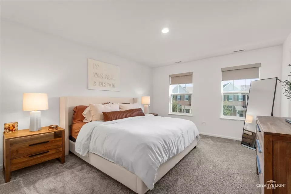 Bedroom - 506 Creek Dr, Oswego, IL 60543 photo 1 of 3