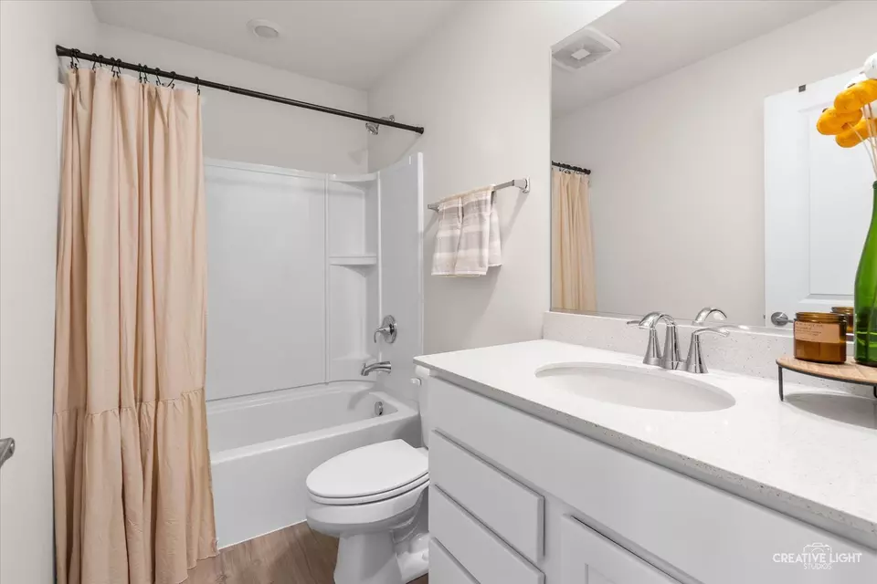 Bath - 506 Creek Dr, Oswego, IL 60543 photo 2 of 2