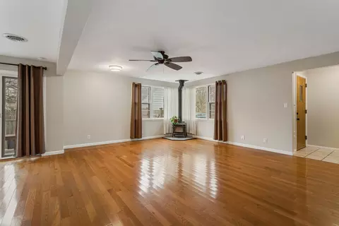 1111 W John St, Champaign, IL 61821 photo 7