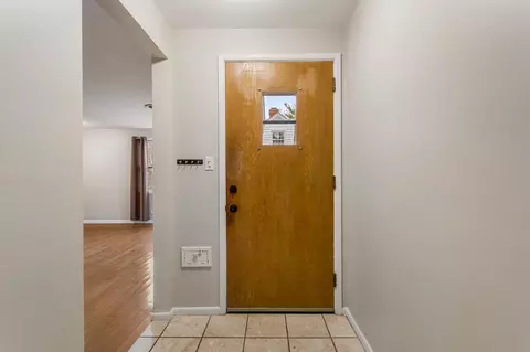 1111 W John St, Champaign, IL 61821 photo 5