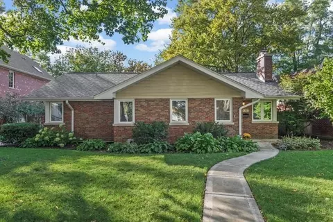736 N Oak St, Hinsdale, IL 60521