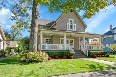 143 Walnut St, Frankfort, IL 60423