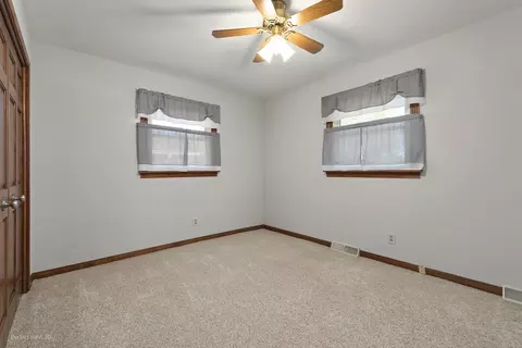 Bedroom - 19714 Greenview Ave, Mokena, IL 60448 photo 3 of 4