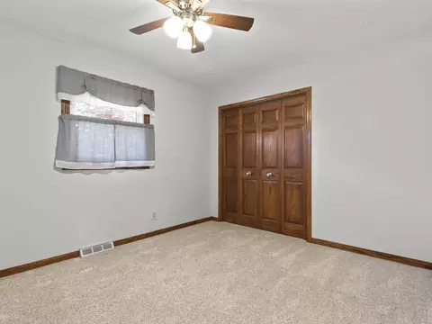Bedroom - 19714 Greenview Ave, Mokena, IL 60448 photo 4 of 4