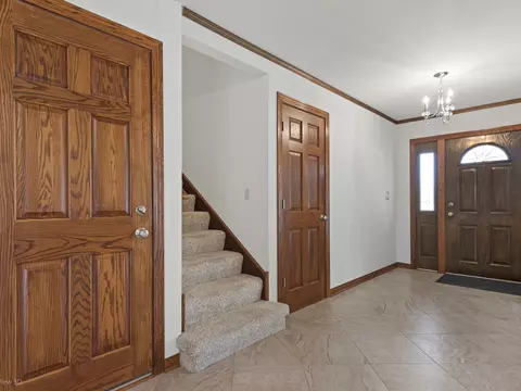 Entry Way - 19714 Greenview Ave, Mokena, IL 60448 photo 1 of 1