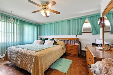 Bedroom - 16632 Emerald Ave, Harvey, IL 60426 photo 1 of 3