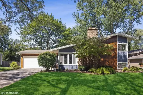 Undisclosed, Naperville, IL 60540