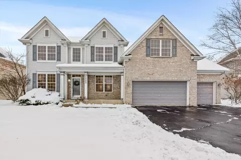 3063 Fairhaven Ln, Lake In The Hills, IL 60156