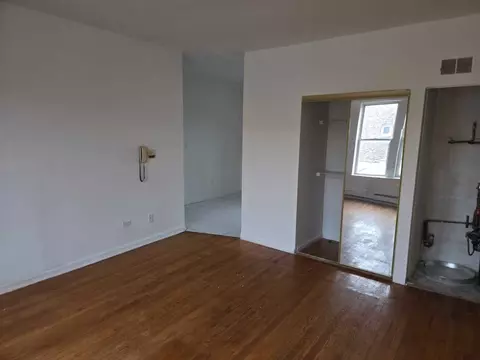 543 E 60th St #4, Chicago, IL 60637 photo 11