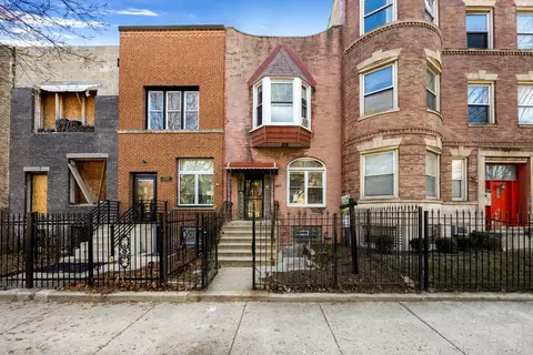4411 S Prairie Ave, Chicago, IL 60653