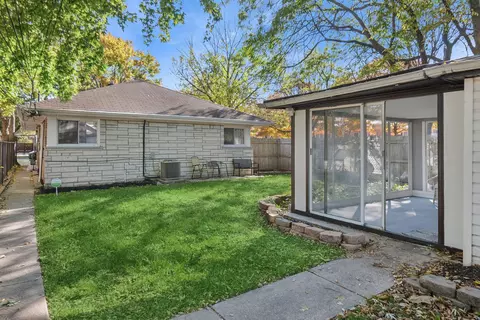Exterior - 9556 S Bennett Ave, Chicago, IL 60617 photo 5 of 6