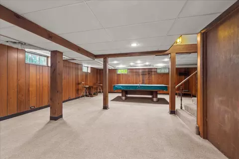 27 Logan Ter, Golf, IL 60029 photo 22