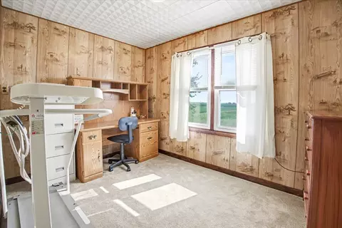 Bedroom - 9898 E 1200 North Rd, Chenoa, IL 61726 photo 6 of 8