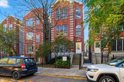 1447 W Walton St #3, Chicago, IL 60622