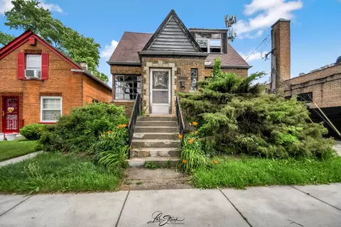 8645 S Bennett Ave, Chicago, IL 60617