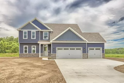 112 Shady Ln, Monticello, IL 61856
