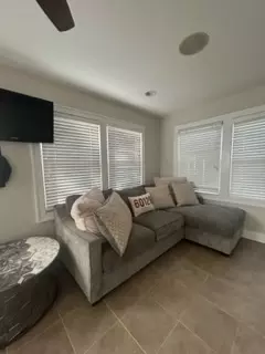 634 S Spring Rd, Elmhurst, IL 60126 photo 11