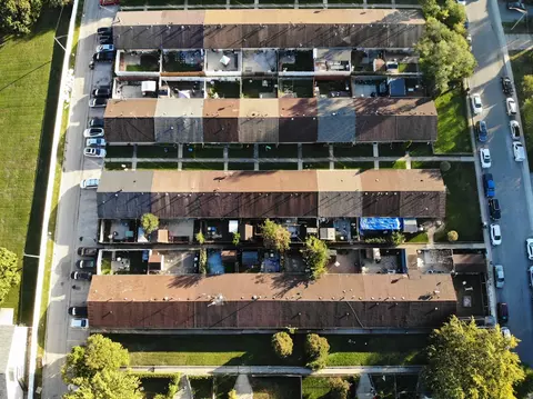 View/Area - 9457 Sumac Rd #E, Des Plaines, IL 60016 photo 1 of 2