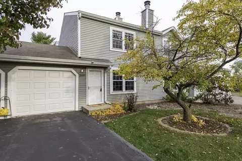 2009 Countryside Ln, Round Lake Beach, IL 60073