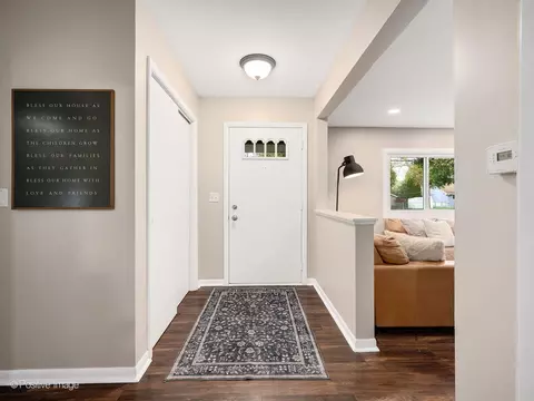 Entry Way - 2 Sunset Ln, Algonquin, IL 60102 photo 1 of 1