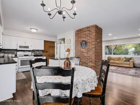 Dining - 2 Sunset Ln, Algonquin, IL 60102 photo 1 of 1