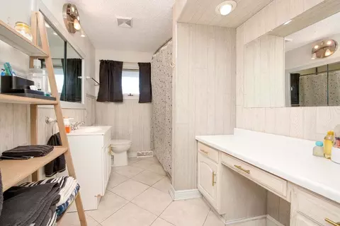 Bath - 111 E Royal Dr, Dekalb, IL 60115 photo 1 of 2