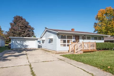 Other - 111 E Royal Dr, Dekalb, IL 60115 photo 1 of 10
