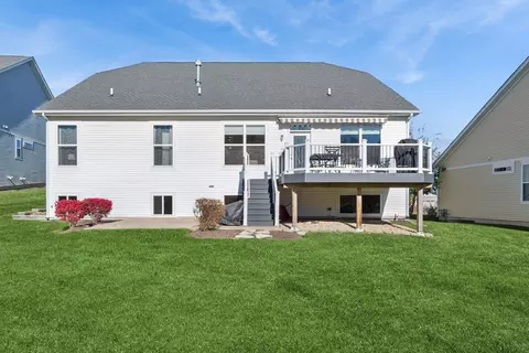Exterior - 2972 Trillium Ct E, Aurora, IL 60506 photo 4 of 5