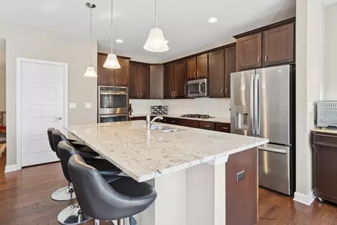 Kitchen - 2972 Trillium Ct E, Aurora, IL 60506 photo 2 of 4