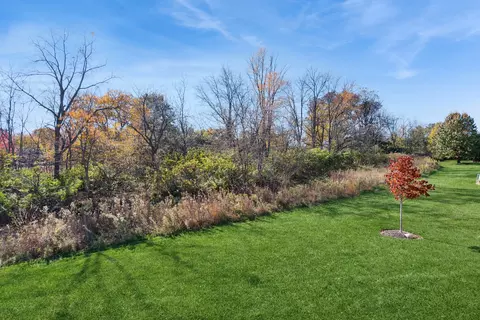 Exterior - 2972 Trillium Ct E, Aurora, IL 60506 photo 5 of 5