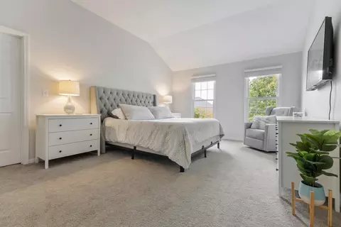 Bedroom - 1971 Peach Tree Ln, Algonquin, IL 60102 photo 1 of 5