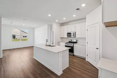 Kitchen - 1244 Wild Tulip Ct, Bartlett, IL 60103 photo 1 of 3