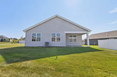 Exterior - 1244 Wild Tulip Ct, Bartlett, IL 60103 photo 4 of 6