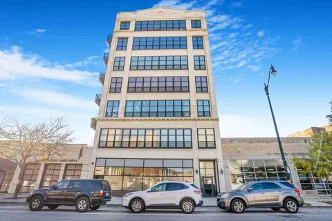 2024 S Wabash Ave #304, Chicago, IL 60616