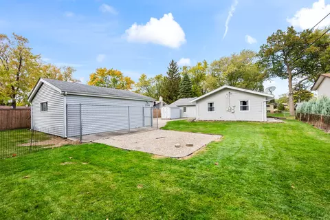 585 Amherst Ln, Hoffman Estates, IL 60169 photo 23