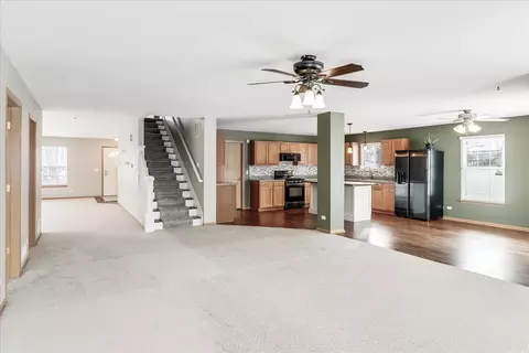 Living - 600 Spring Dr, Marengo, IL 60152 photo 3 of 5