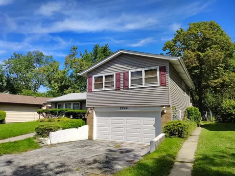 2722 Cherrywood Ln, Hazel Crest, IL 60429
